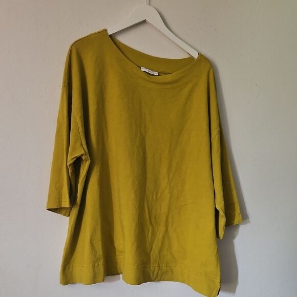 bryn Walker Golden 3/4 Sleeve Tee - Picture 1 of 8